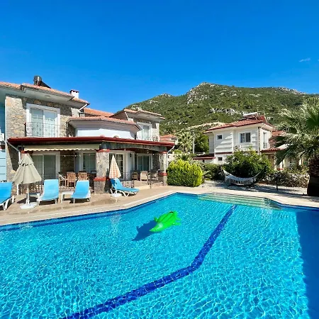Family-friendly 4 Bedroom With Pool And Garden - * 费特希耶